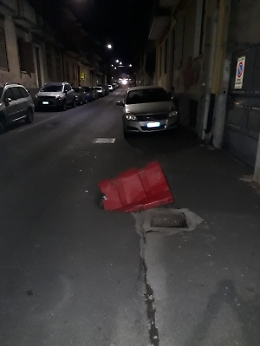 Catania: pericolo tombini senza caditoie