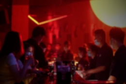 Caltanissetta, alla festa arriva la polizia:  multati quelli senza mascherina