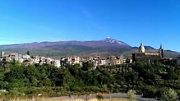 Randazzo, quarta zona rossa di Sicilia: vietata la circolazione, si esce una volta al giorno