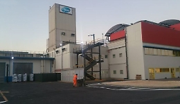 «Pfizer produca il suo vaccino a Catania», l'appello dei sindacati