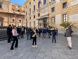 Misure anti Covid: in centro a Palermo scatta il divieto di stazionamento