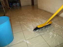 Temporale nel Catanese, esonda torrente a Capo Mulini: allagati case e garage