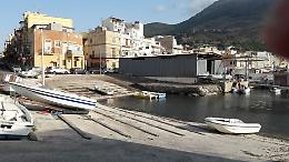 Covid, sindaco Orlando vieta stanzionamento lungo litorale