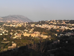 Covid, focolaio a Valderice. Il sindaco: «Sono preoccupato, rischio zona rossa»