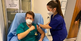 Si è vaccinato il medico e assessore comunale di Agrigento, Giovanni Vaccaro