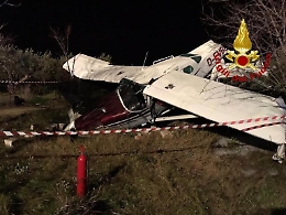 Cade un ultraleggero a Siracusa, due persone ferite e trasportate in ospedale