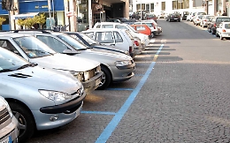Catania, per la zona rossa sospese le strisce blu fino al 30 gennaio
