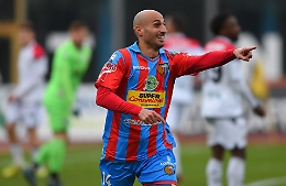 Serie C, il Catania vola: 2 a 1 al Foggia davanti a Tacopina