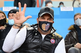 Catania, il futuro è appeso a un filo, Sigi con le spalle al muro