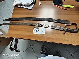 Catania, anche spada  Regno delle Due Sicilie tra "rottami" portati in Polizia