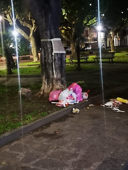 Catania, Piazza Palestro: prosegue il malcostume degli abitanti