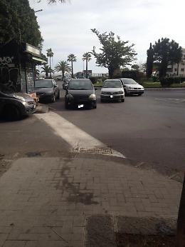 Catania: parcheggio selvaggio, impunità garantita