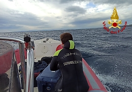 Catania, corpo di un uomo senza vita recuperato in mare vicino piazza Nettuno
