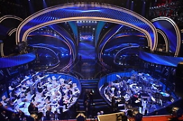 Festival di Sanremo, foto "rubata" su set futuristico fa il giro del web