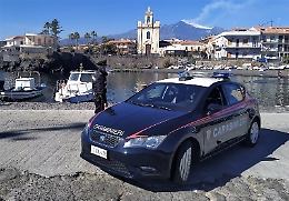 Covid, positivo vìola quarantena e va a pescare a Stazzo: denunciato