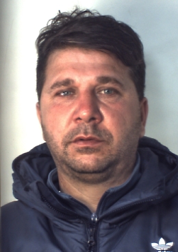 Catania, marijuana nascosta anche nelle scarpe: un arresto