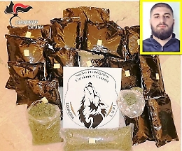 Catania, i Lupi scovano deposito di marijuana: 11 kg sequestrati