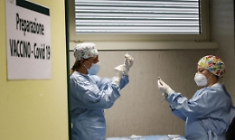 Covid, la Fondazione Gimbe: «Vaccinato il 2,01% dei siciliani»