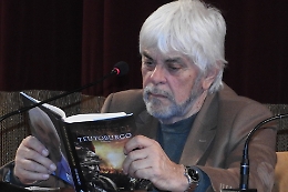 Lo scrittore Valerio Massimo Manfredi in gravi condizioni per le esalazioni di monossido di carbonio