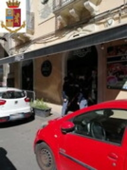 Catania, l'"Area 51" ci ricasca: aperto nonostante i divieti e ora la Questura ha chiesto la revoca della licenza