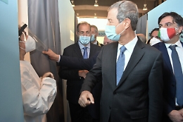 Inaugurato a Catania il secondo hub vaccini dell'Isola: obiettivo 5.000 dosi al giorno