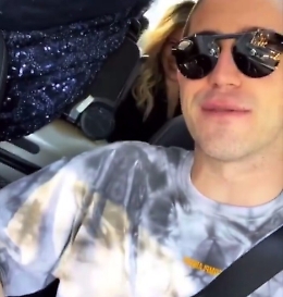 Gf Vip, il vincitore Tommaso Zorzi rientra a Milano con una "collega" in auto