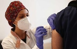 Covid, un algoritmo potrà individuare chi ha priorità per i vaccini