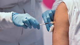 Covid, accordo con la Regione: anche i medici di famiglia potranno vaccinare
