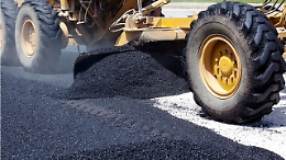 Dagli pneumatici fuori uso un polverino per asfaltare le strade: a Santa Ninfa i primi test