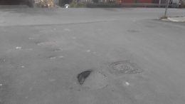 Raffadali (Ag): manto stradale deformato a causa delle perdite idriche