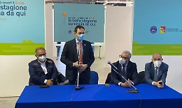 Vaccinazione anti-Covid, inaugurato l'hub regionale di Messina