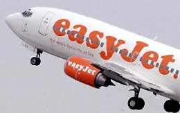 Variante Covid, EasyJet continua a volare per il Regno Unito