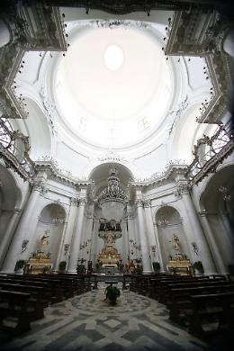 Sant'Agata al tempo del covid, la Fipe: «Meglio un lockdown nei giorni di festa»