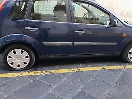 Agrigento, è allarme per i raid vandalici sulle auto in sosta