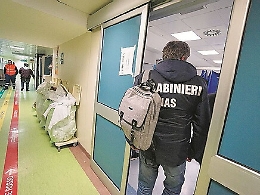 Covid, è allarme su nuovo carico di vaccini in Sicilia: siero già sul mercato nero