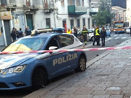Catania, auto della polizia contro utilitaria: feriti lievi e chiuso tratto di via Etnea