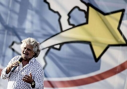 I deputati M5S ai fuoriusciti: «Dovevano cambiare politica, hanno cambiato casacca»