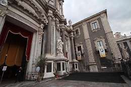 Coronavirus, nel Catanese stop a matrimoni, funerali, battesimi e alle messe