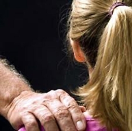 Picchia la nuova compagna, arrestato l'uomo che stava per uccidere Lidia Vivoli