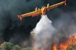 Sicilia in fiamme, bruciano i boschi, a Piazza Armerina case evacuate