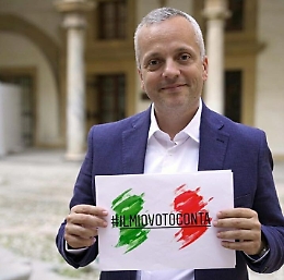 Migranti, il deputato dei Cinque Stelle, Giovanni Di Caro invita la Lamorgese a dimettersi