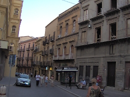 Assembramenti in via Atenea ad Agrigento: multe e bar chiuso