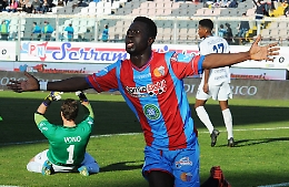 Colpo Catania, dalla Carrarese torna Kalifa Manneh