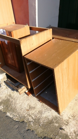 Acireale: sei giorni con i rifiuti davanti l'uscio a Pozzillo