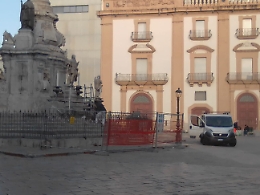 Palermo, monumento pericolante: piazza San Domenico chiusa ai pedoni
