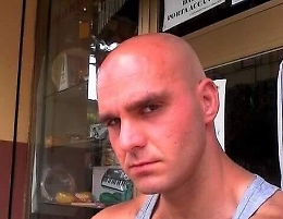 Piazza Armerina, uccise il padre a coltellate ma per i giudici "non era in grado di intendere"