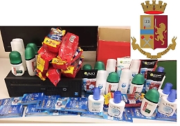 Prodotti dell'igiene intima rubati:
denunciata "ladra" romena