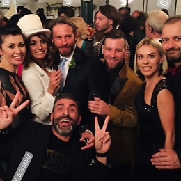 Samantha Togni sposa con cappello a cilindro