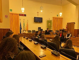 Sciacca-Atene, un gemellaggio di amicizia e cultura attraverso il teatro