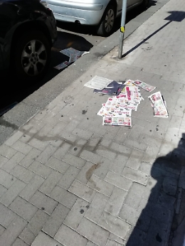 Catania: volantinaggio senza regole in via Gigi Macchi